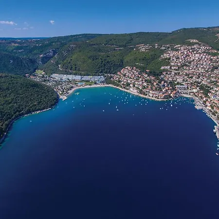 Cozy In Nyaraló Labin